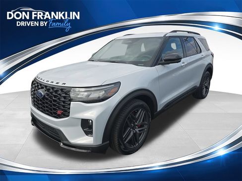 Used 2026 Ford Explorer ST w/ Sun And Sound Package AWD/4WD image 1