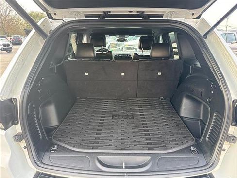 Used 2021 Jeep Grand Cherokee Laredo X image 15