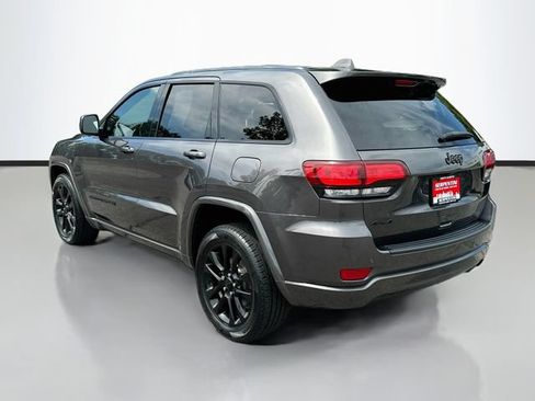 Used 2021 Jeep Grand Cherokee Laredo X AWD/4WD image 8