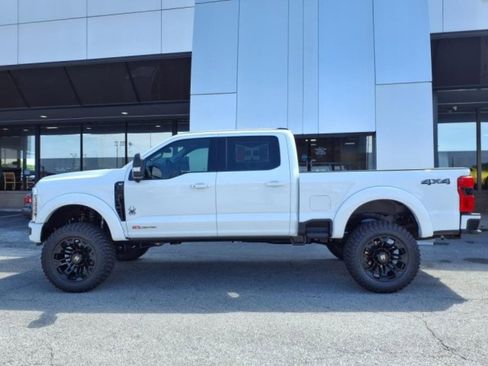 New 2025 Ford F250 XLT w/ Black Appearance Package image 2