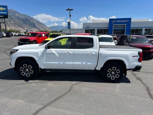 Used 2024 Chevrolet Colorado Z71 w/ Z71 Convenience Package 2 AWD/4WD image 13
