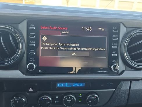 Used 2023 Toyota Tacoma TRD Off-Road image 21