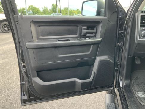 Used 2016 RAM 1500 Tradesman w/ Popular Equipment Group AWD/4WD image 18