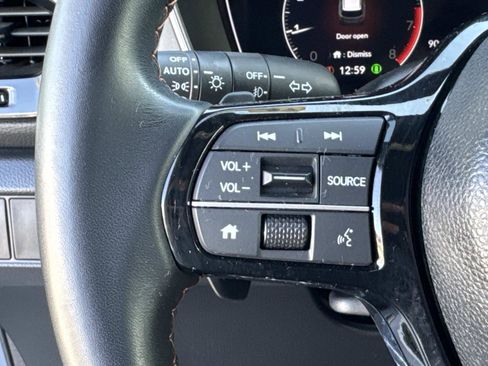 Certified 2023 Honda Pilot Sport image 4