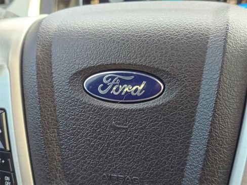 Used 2011 Ford F150 Platinum w/ Max Trailer Tow Pkg image 31