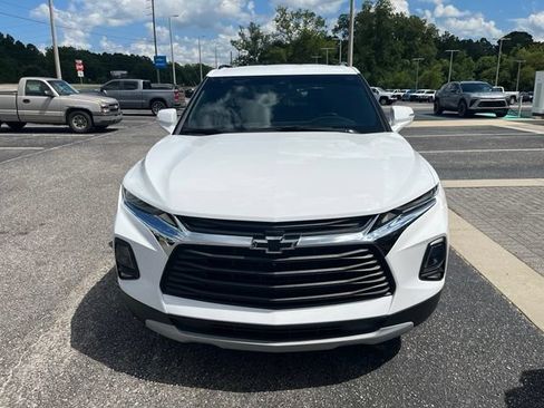 Used 2022 Chevrolet Blazer LT w/ Sound & Technology Package FWD image 7