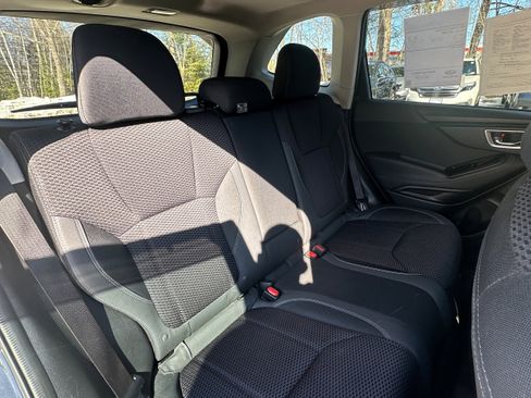 Used 2021 Subaru Forester Premium image 10