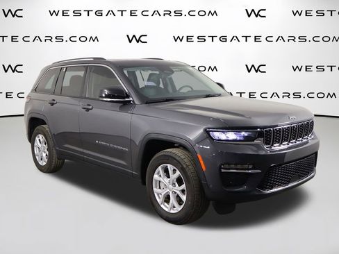 Used 2023 Jeep Grand Cherokee Limited w/ Luxury Tech Group II RWD image 53