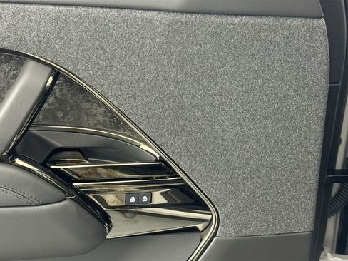 Certified 2025 Land Rover Range Rover Sport Dynamic SE image 19