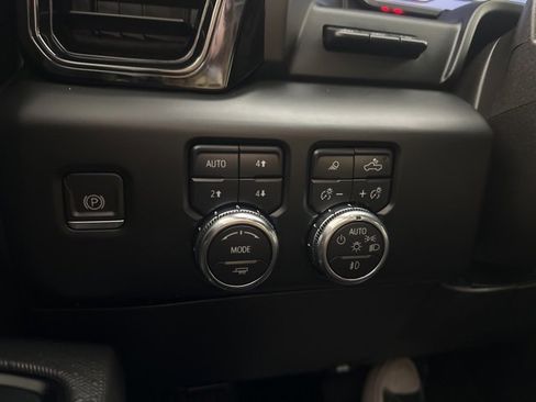 Certified 2023 GMC Sierra 1500 AT4X image 25
