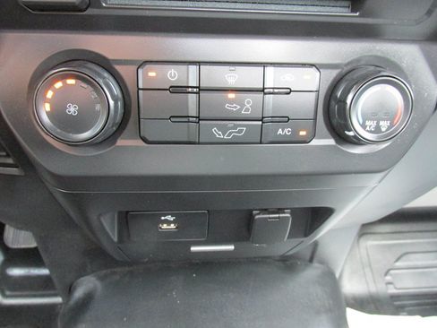 Used 2017 Ford F150 XL w/ Equipment Group 101A Mid AWD/4WD image 10