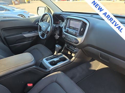 Used 2021 Chevrolet Colorado LT w/ Safety Package image 34