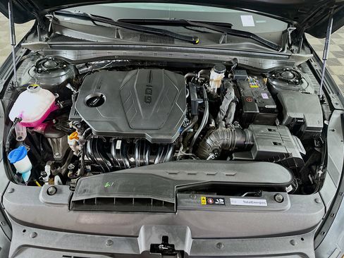 Used 2025 Kia K5 LXS image 32