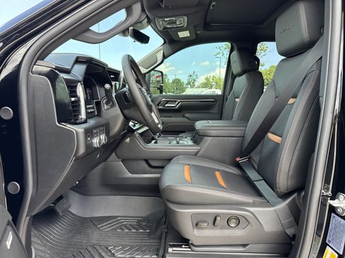 New 2026 GMC Sierra 2500 AT4 w/ AT4 Premium Plus Package AWD/4WD image 15