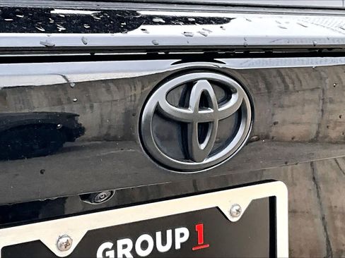 Used 2023 Toyota RAV4 LE AWD/4WD image 31