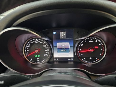 Used 2018 Mercedes-Benz C 300 Sedan w/ Premium Package image 31