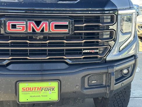 Used 2021 GMC Sierra 1500 AT4 w/ AT4 Value Package image 8
