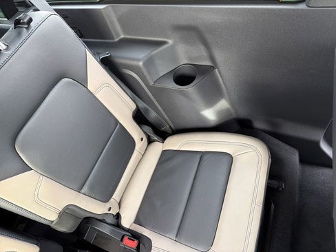 Used 2023 Ford Bronco Wildtrak image 14