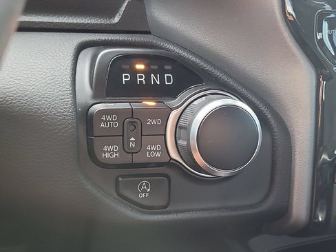 Used 2024 RAM 1500 Big Horn AWD/4WD image 29
