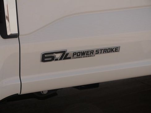 New 2026 Ford F250 Lariat RWD image 11