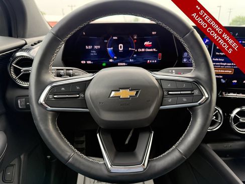 Used 2024 Chevrolet Blazer EV LT AWD/4WD image 17