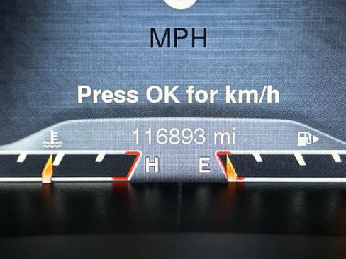 Used 2016 Jeep Cherokee Trailhawk image 19