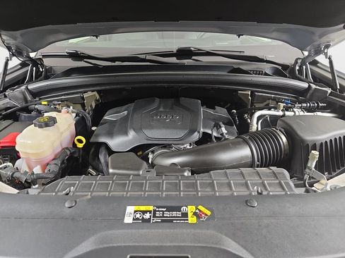 Used 2023 Jeep Grand Cherokee L Summit AWD/4WD image 36
