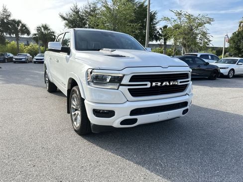 Used 2022 RAM 1500 Laramie AWD/4WD image 8