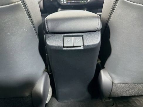 Used 2019 Toyota Prius XLE image 26