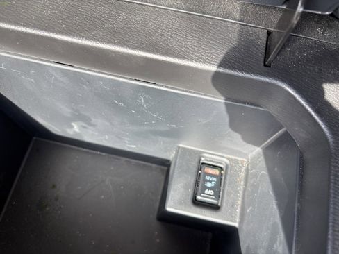 Used 2020 Nissan Armada SL w/ Premium Package image 20