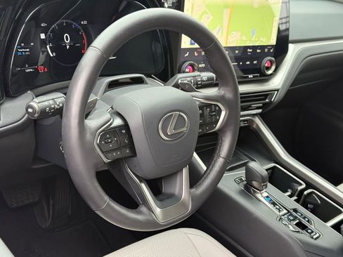 Certified 2025 Lexus TX 350 AWD image 18