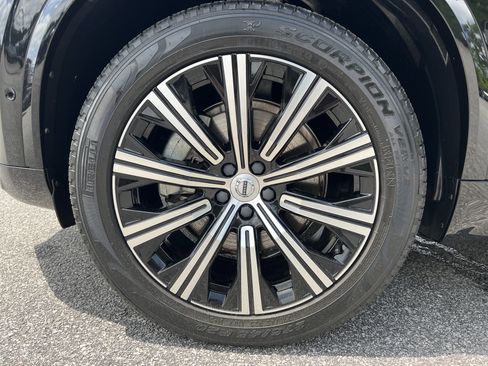 Used 2023 Volvo XC90 B6 Plus w/ Protection Package AWD/4WD image 14