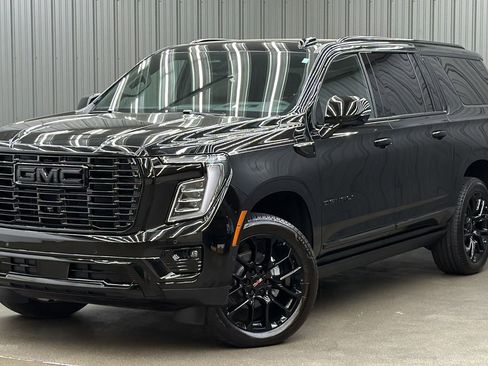 Used 2026 GMC Yukon XL Denali w/ Sun & Power Step Package AWD/4WD image 1
