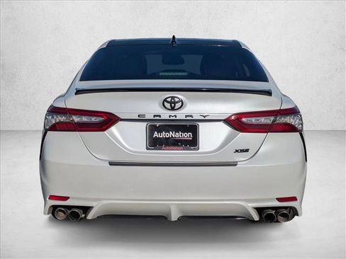 Used 2019 Toyota Camry XSE image 7