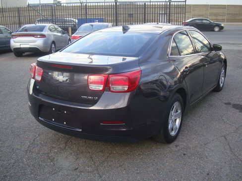 Used 2015 Chevrolet Malibu LT FWD image 5