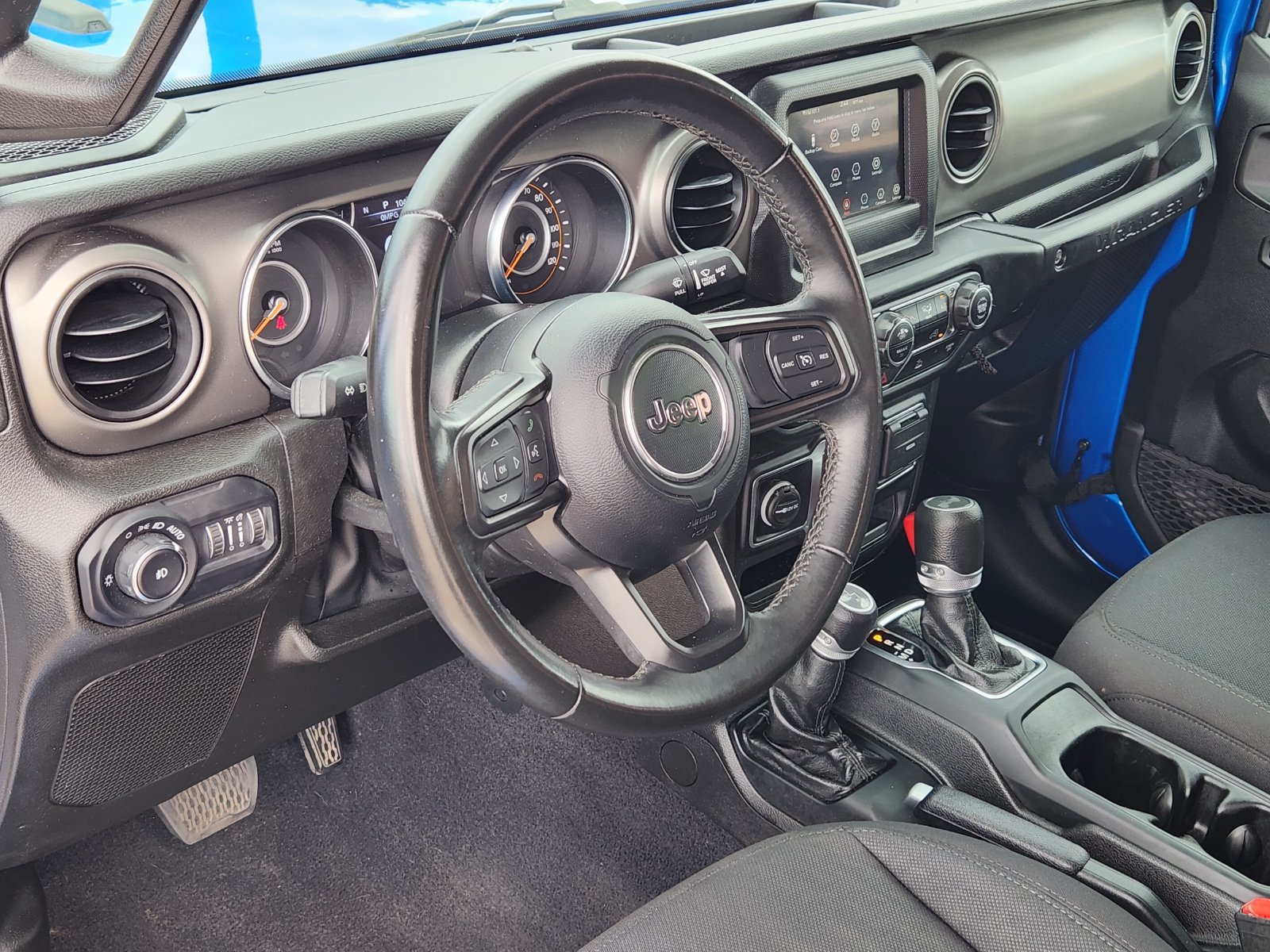 Used 2022 Jeep Wrangler Sport AWD/4WD image 33