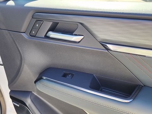 New 2026 GMC Acadia AT4 w/ Super Cruise Package image 40