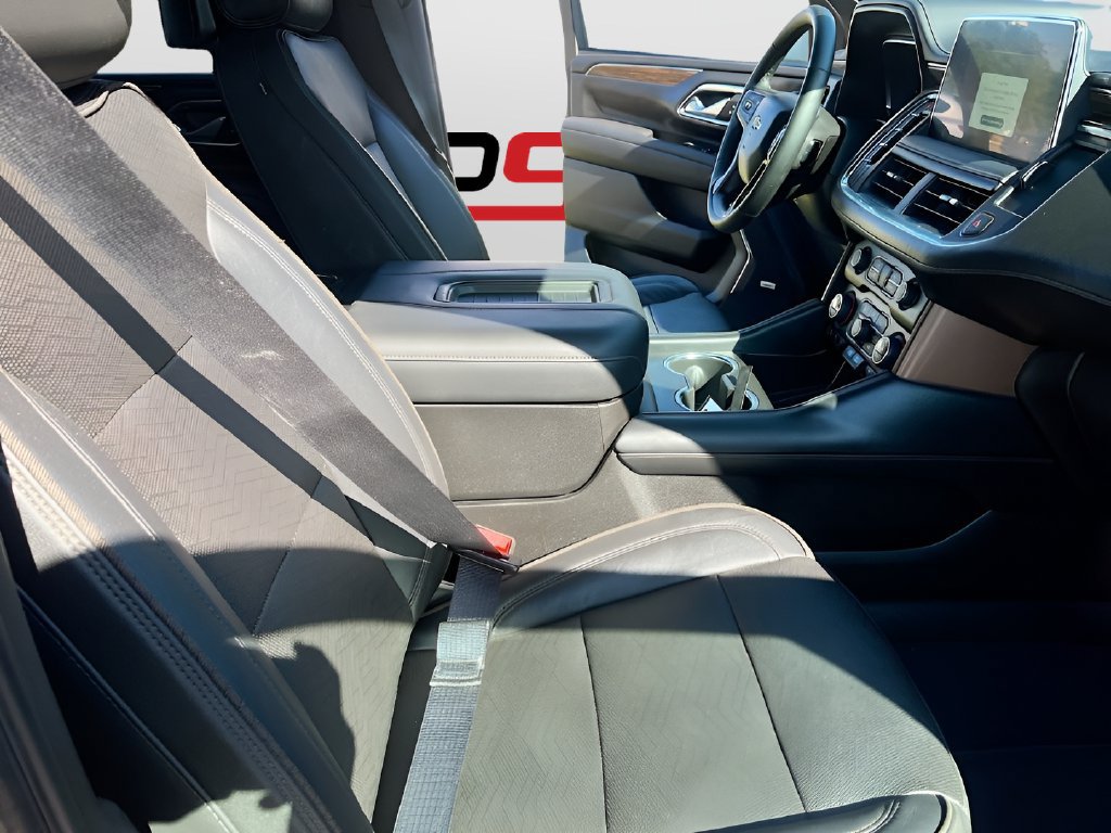 Used 2024 Chevrolet Suburban High Country w/ Max Trailering Package AWD/4WD image 32