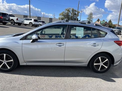 Used 2019 Subaru Impreza 2.0i Premium image 9