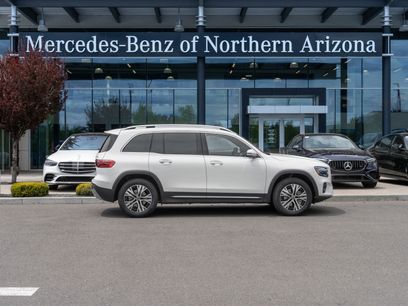 New 2025 Mercedes-Benz GLB 250 4MATIC