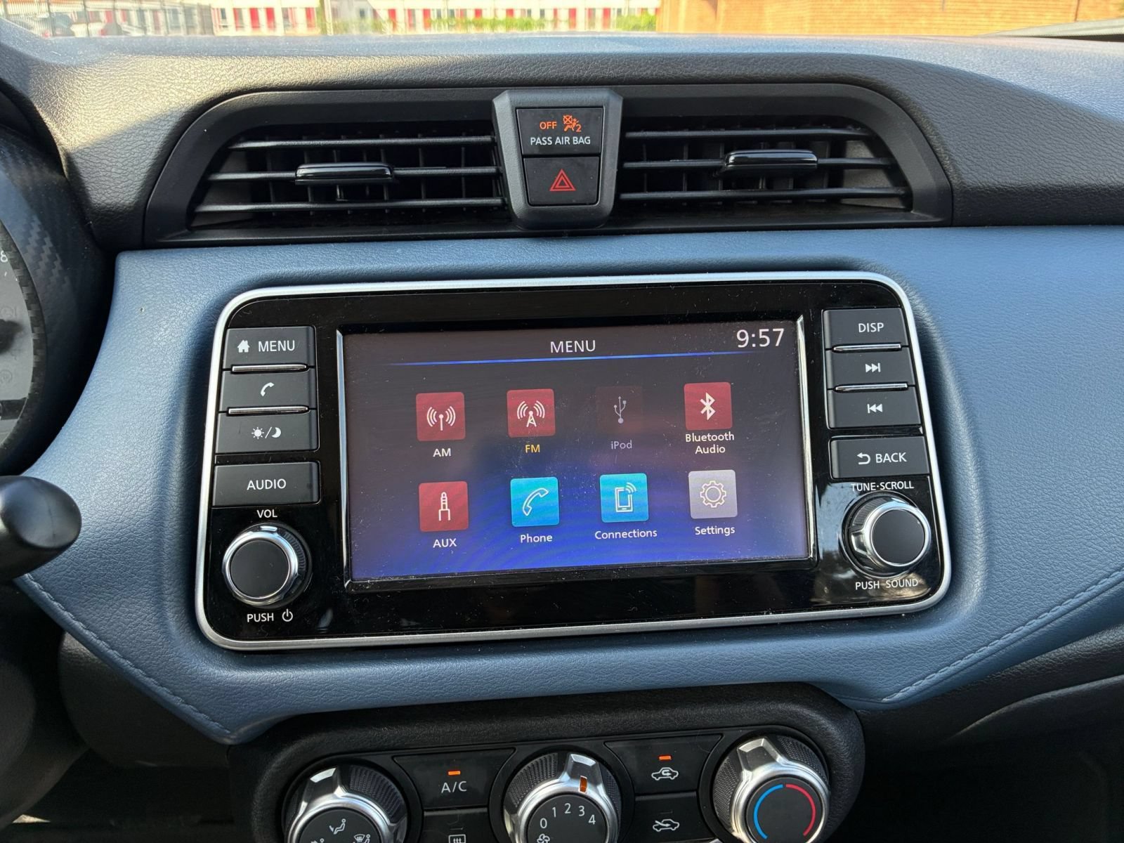 Used 2025 Nissan Versa SV FWD image 19