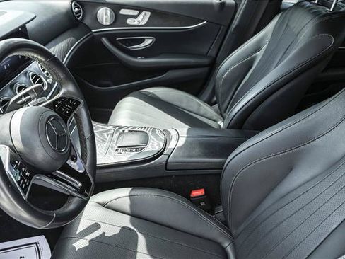 Used 2023 Mercedes-Benz E 350 4MATIC Sedan image 11