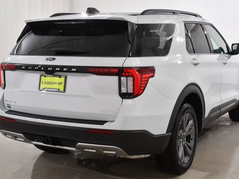 New 2026 Ford Explorer Active w/ Active Comfort Package AWD/4WD image 12