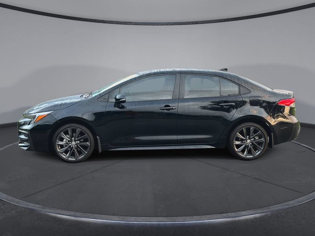 Used 2026 Toyota Corolla SE FWD image 5