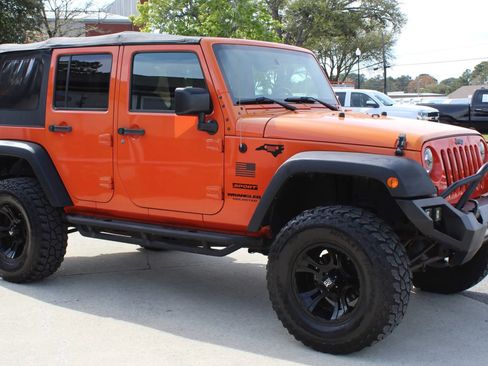 Used 2015 Jeep Wrangler Unlimited Sport w/ Quick Order Package 24S image 7