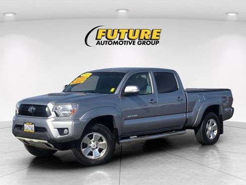 Used 2015 Toyota Tacoma PreRunner w/ TRD Sport Package RWD image 10