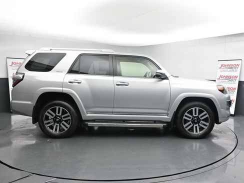 Used 2022 Toyota 4Runner Limited image 9