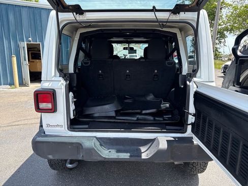 Used 2018 Jeep Wrangler Unlimited Sport AWD/4WD image 22