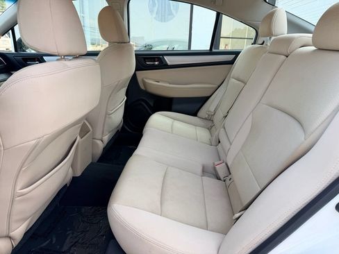 Used 2015 Subaru Legacy 2.5i Premium w/ Moonroof Package AWD/4WD image 13