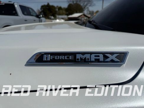 Used 2026 Toyota Tundra Platinum image 12